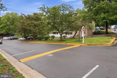 3310 S 28th Street S #102, Alexandria, VA 22302 - Photo 26