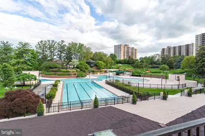307 Yoakum Parkway #920, Alexandria, VA 22304 - Photo 4