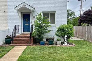 1333 Oronoco St, Alexandria, VA 22314 - Photo 4