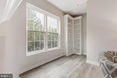 257 S Pickett Street #302, Alexandria, VA 22304 - Photo 6