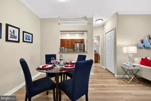 4560 Strutfield Ln, Alexandria, VA 22311 - Photo 6