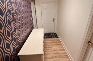 504 Bashford Ln, Alexandria, VA 22314 - Photo 2