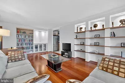 250 S Reynolds Street #302, Alexandria, VA 22304 - Photo 6