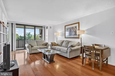 250 S Reynolds Street #302, Alexandria, VA 22304 - Photo 4