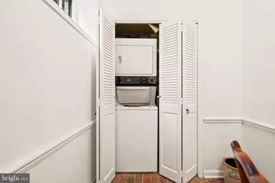 411 Franklin Street, Alexandria, VA 22314 - Photo 28