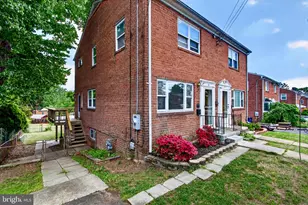 48 Garden Dr, Alexandria, VA 22304 - Photo 2