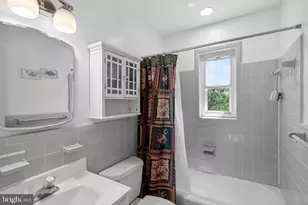 48 Garden Dr, Alexandria, VA 22304 - Photo 12