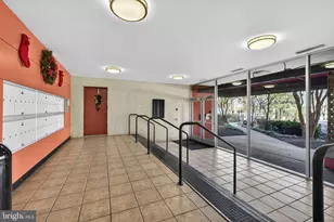 16 S Van Dorn St, Alexandria, VA 22304 - Photo 28