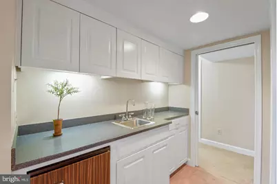 1727 Oakcrest Drive, Alexandria, VA 22302 - Photo 30