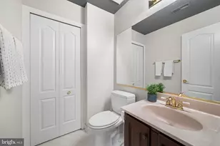 1132 Quaker Hill Ct, Alexandria, VA 22314 - Photo 38