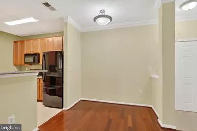 4854 Eisenhower Avenue #155, Alexandria, VA 22304 - Photo 8