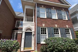 407 S Henry St, Alexandria, VA 22314 - Photo 2