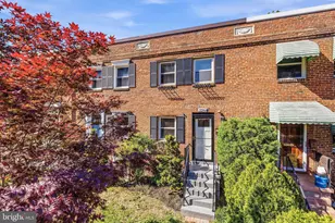 1735 Cameron St, Alexandria, VA 22314 - Photo 2