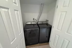 6153 Edsall Rd, Alexandria, VA 22304 - Photo 4