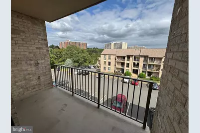 6153 Edsall Road #I, Alexandria, VA 22304 - Photo 8