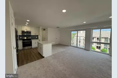 6153 Edsall Road #I, Alexandria, VA 22304 - Photo 2