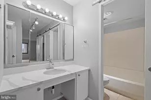 307 Yoakum Pkwy, Alexandria, VA 22304 - Photo 22