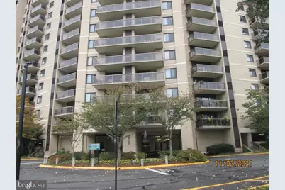 203 Yoakum Parkway #611, Alexandria, VA 22304 - Photo 2