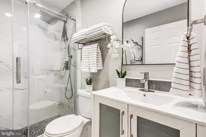 17 Alexander Street, Alexandria, VA 22314 - Photo 30