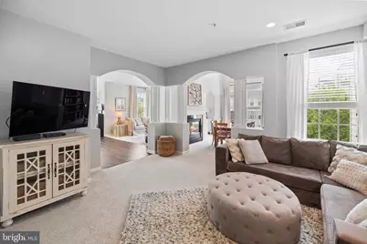 5090 Donovan Drive #102, Alexandria, VA 22304 - Photo 8