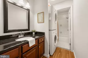 812 Bashford Ln, Alexandria, VA 22314 - Photo 18