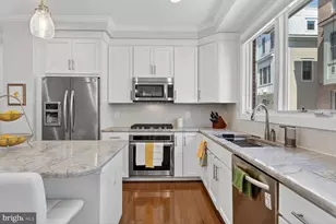 917 Parker Gray School Way, Alexandria, VA 22314 - Photo 12