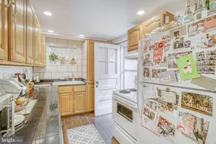 113 E Taylor Run Pkwy, Alexandria, VA 22314 - Photo 1