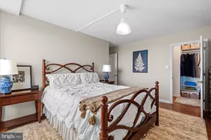 501 Slaters Ln, Alexandria, VA 22314 - Photo 16
