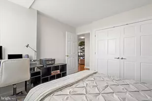501 Slaters Ln, Alexandria, VA 22314 - Photo 20