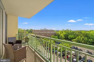 501 Slaters Ln, Alexandria, VA 22314 - Photo 22