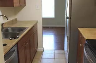 503 S Patrick Street S, Alexandria, VA 22314 - Photo 8