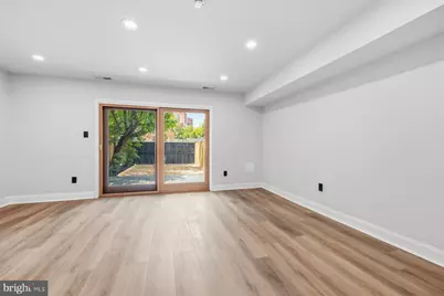 1004 Colonial Avenue, Alexandria, VA 22314 - Photo 6