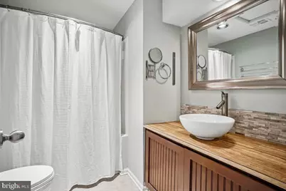 27 S Floyd Street, Alexandria, VA 22304 - Photo 32