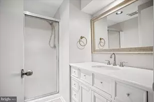 27 S Floyd St, Alexandria, VA 22304 - Photo 26