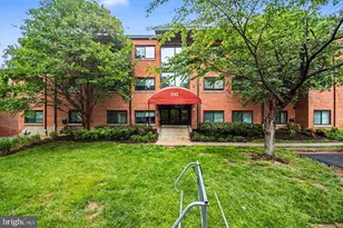 3342 S 28th St, Alexandria, VA 22302 - Photo 1