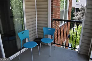 3306 Wyndham Cir, Alexandria, VA 22302 - Photo 12