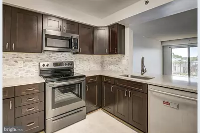 505 E Braddock Road E #504, Alexandria, VA 22314 - Photo 2