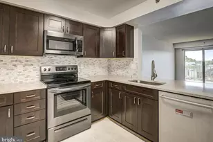 505 E Braddock Road E, Alexandria, VA 22314 - Photo 2