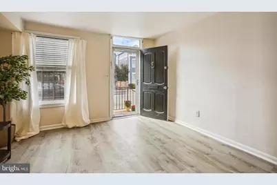 331 N Patrick Street #A, Alexandria, VA 22314 - Photo 2