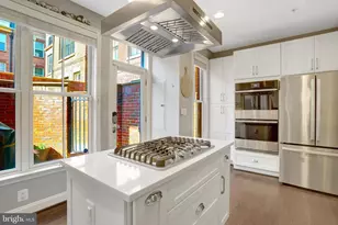 1322 Duke St, Alexandria, VA 22314 - Photo 12