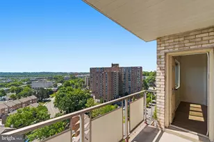 5340 Holmes Run Pkwy, Alexandria, VA 22304 - Photo 14