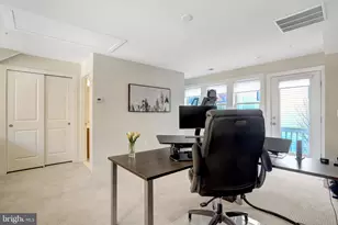 2104 Main Line Blvd, Alexandria, VA 22301 - Photo 20