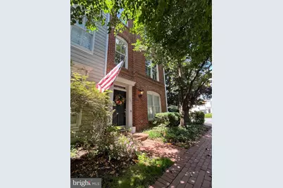 301 S Henry Street, Alexandria, VA 22314 - Photo 1