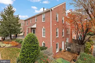 101 Roberts Ct, Alexandria, VA 22314 - Photo 38