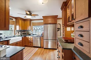 216 E Nelson Ave, Alexandria, VA 22301 - Photo 12