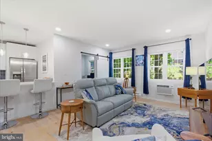 3454 Martha Custis Dr, Alexandria, VA 22302 - Photo 6