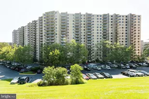 307 Yoakum Pkwy, Alexandria, VA 22304 - Photo 36