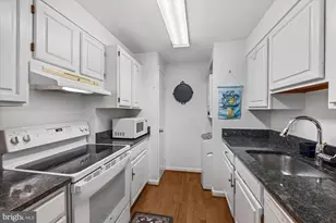 805 N Howard Street N, Alexandria, VA 22304 - Photo 10