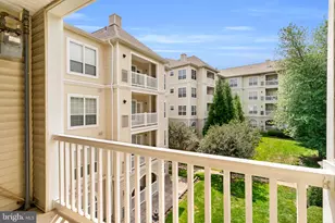 4551 Strutfield Ln, Alexandria, VA 22311 - Photo 8
