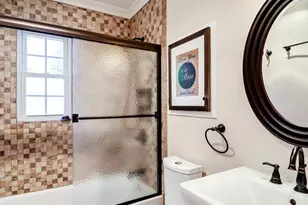 1317 Queen St, Alexandria, VA 22314 - Photo 16